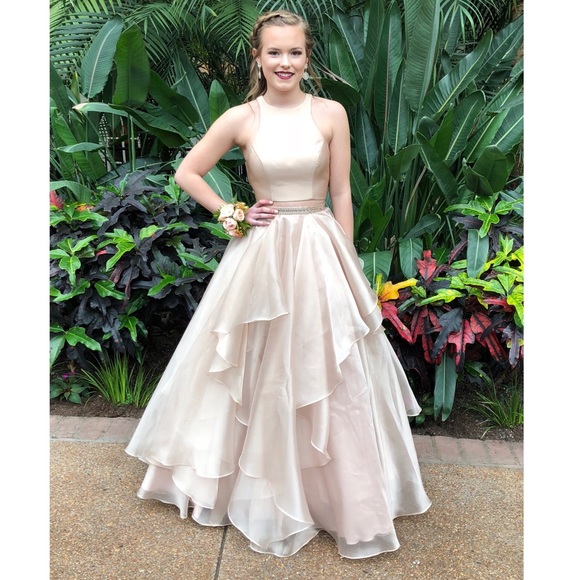 Sherri Hill Dress - Picture 2 of 4